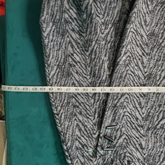 POINT ZERO wool blend tiger print mini skirt - Picture 7 of 8